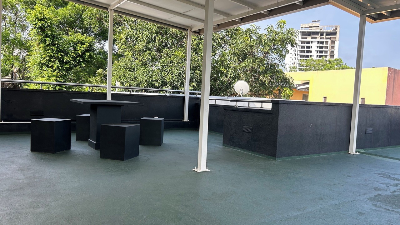 Photo of Patio Balcony in Colombo 05