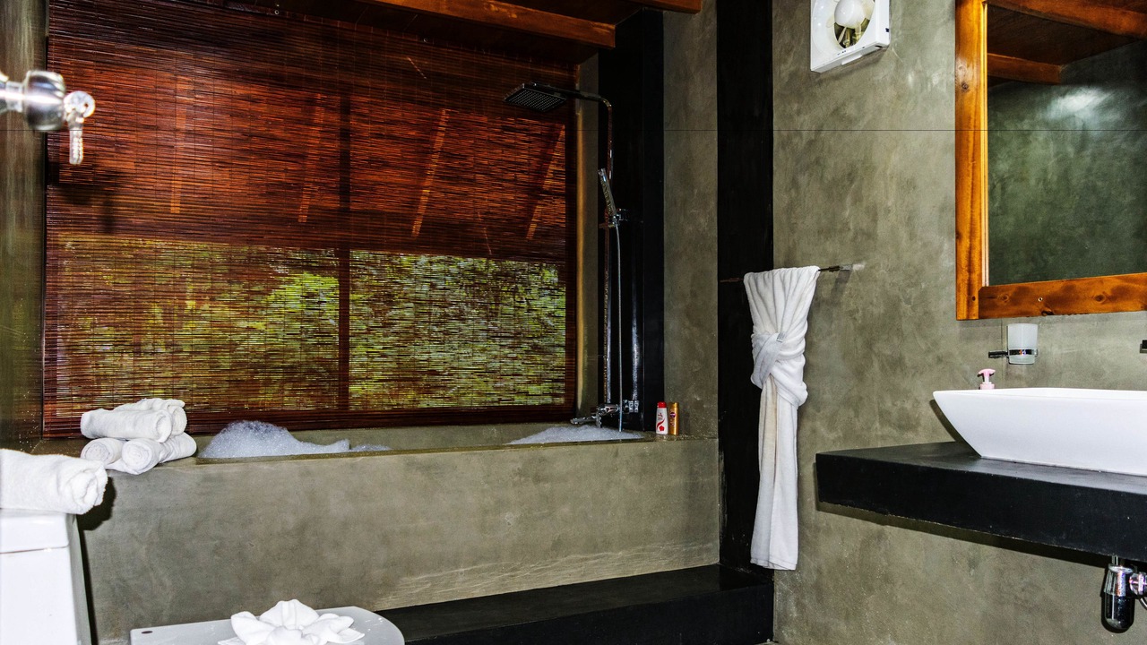 Photo of Bathroom in Udapalatha