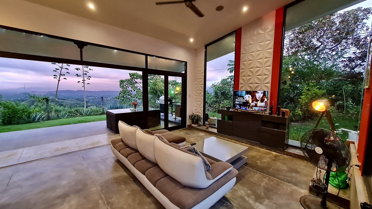 Photo of Livingroom in Valle Pura Vida