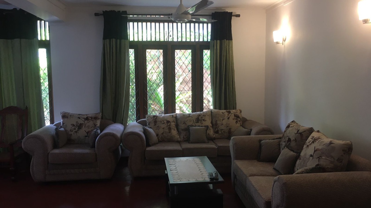 Photo of Livingroom in Sri Jayawardenepura Kotte
