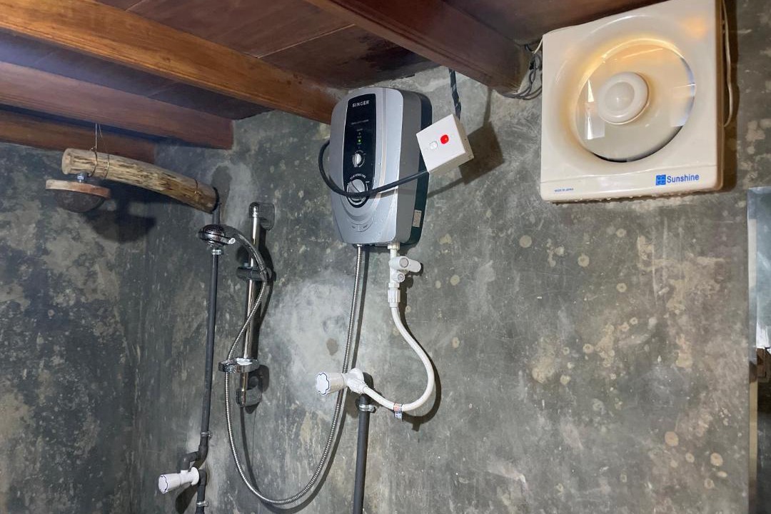 Photo of Bathroom in Peradeniya