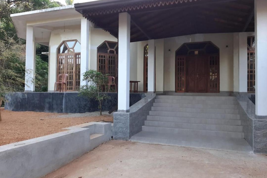 Photo of Others in Galigamuwa